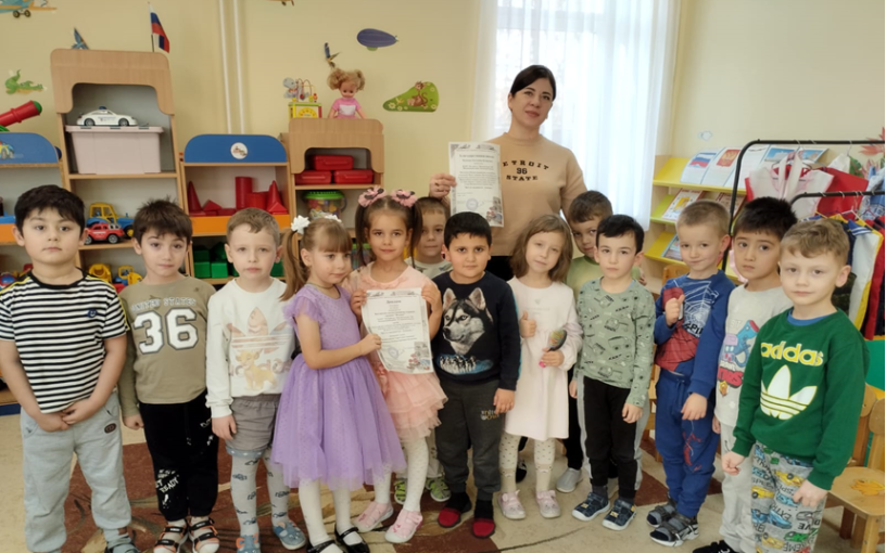 Итоги Всероссийского конкурса рисунков, посвященный истории обороны и защиты города Ленинграда в годы Великой Отечественной Войны «Все это называется - блокада» Итоги Всероссийского конкурса рисунков, посвященный истории обороны и защиты города Ленинграда в годы Великой Отечественной Войны «Все это называется - блокада».